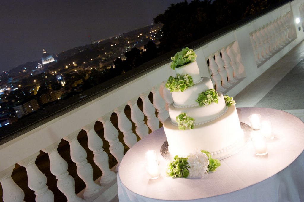 Italian wedding cake