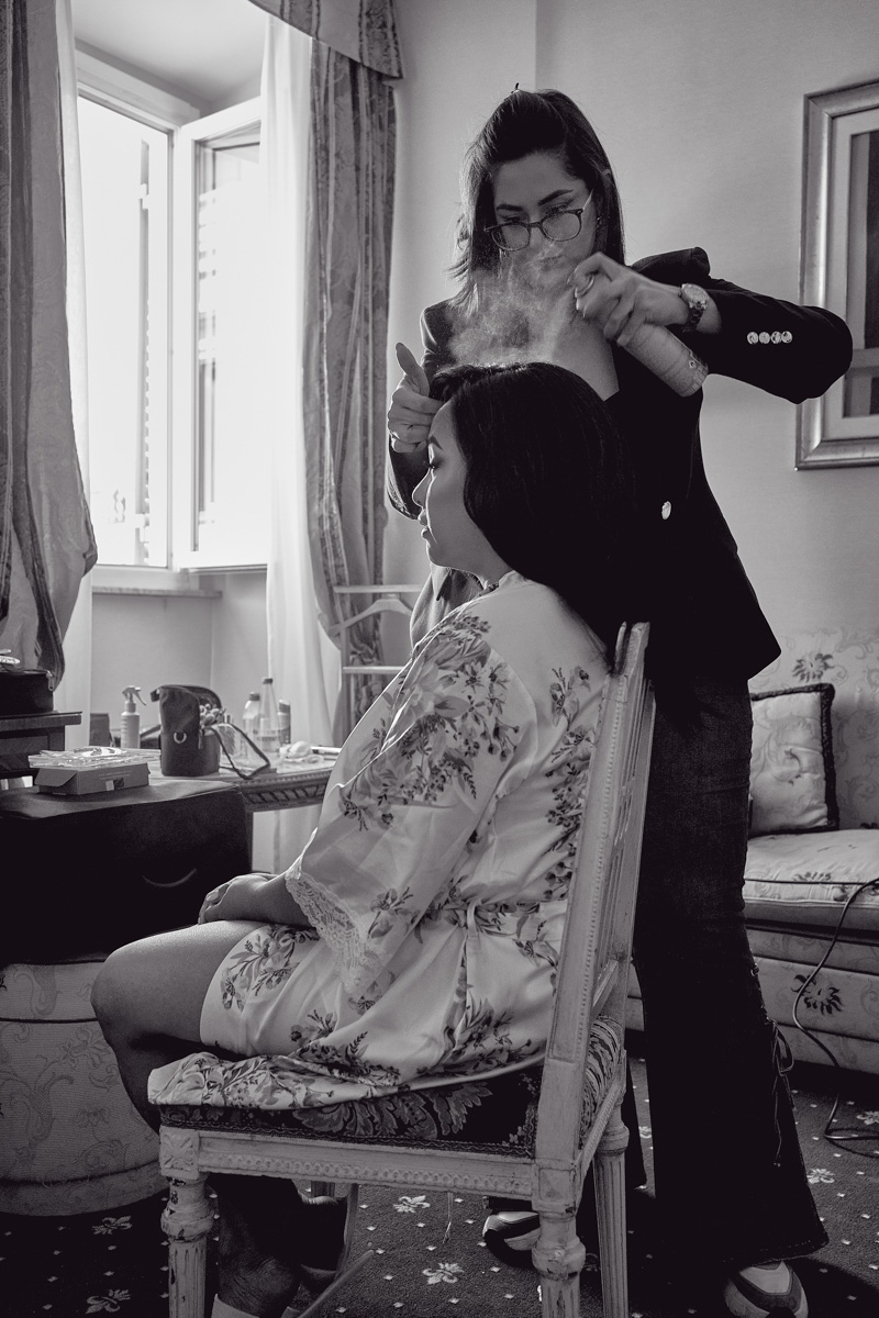 HMUA preparing bride for wedding in Rome