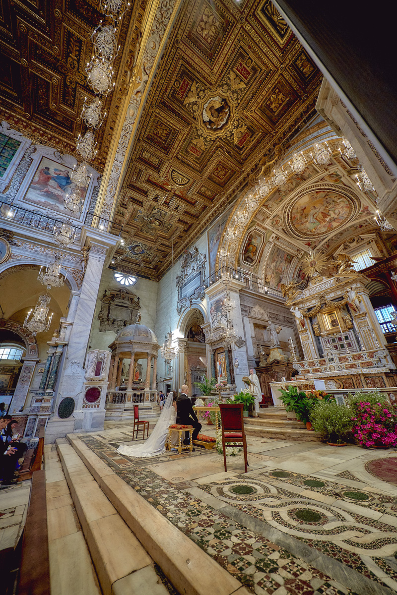 Interior of S. Maria in Aracoeli in Rome during wedding